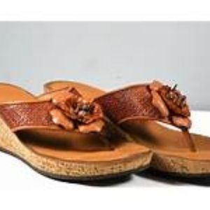 Clarks Mimmey Rafia wedge flip flop